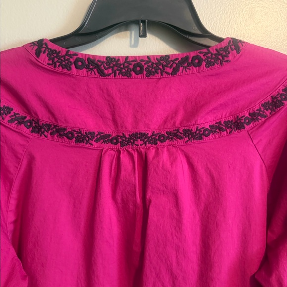 Talbots Fuchsia Blouse with Black Floral Embroidery 3/4 sleeve size petite large - Picture 10 of 12